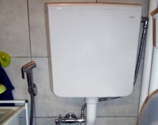 Curi voda iz kotlića